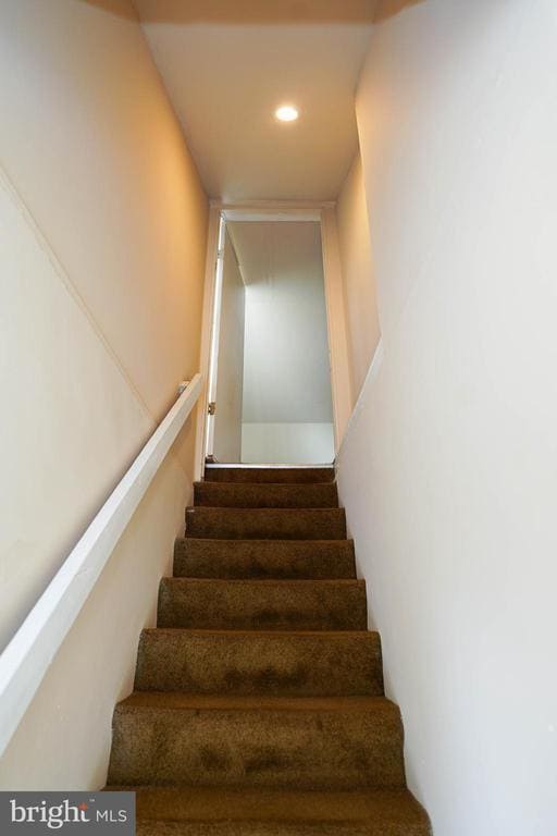 Building Photo - 31339 Old Ocean City Rd