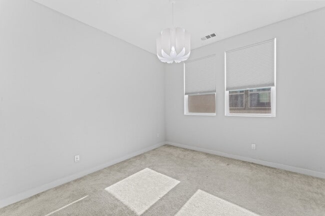 Building Photo - 26912 W Winding Trail Ct