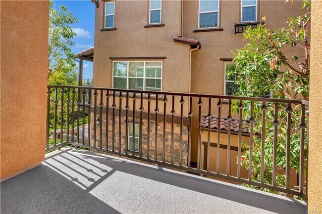 Building Photo - 115 Aliso Ridge Loop