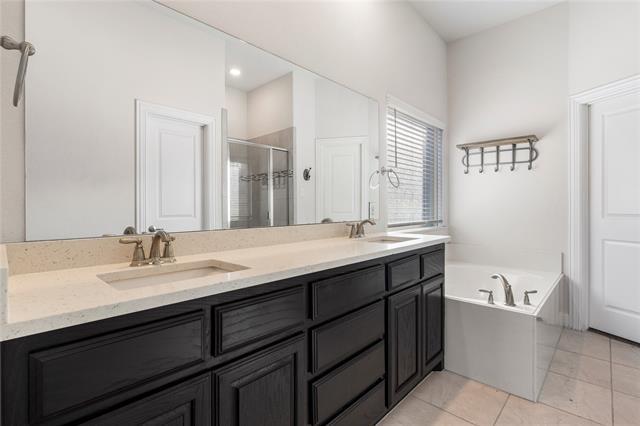 Building Photo - 1722 Tumbleweed Ct