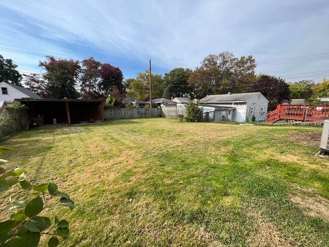 Building Photo - Adorable 2 BR in Susquehanna Township