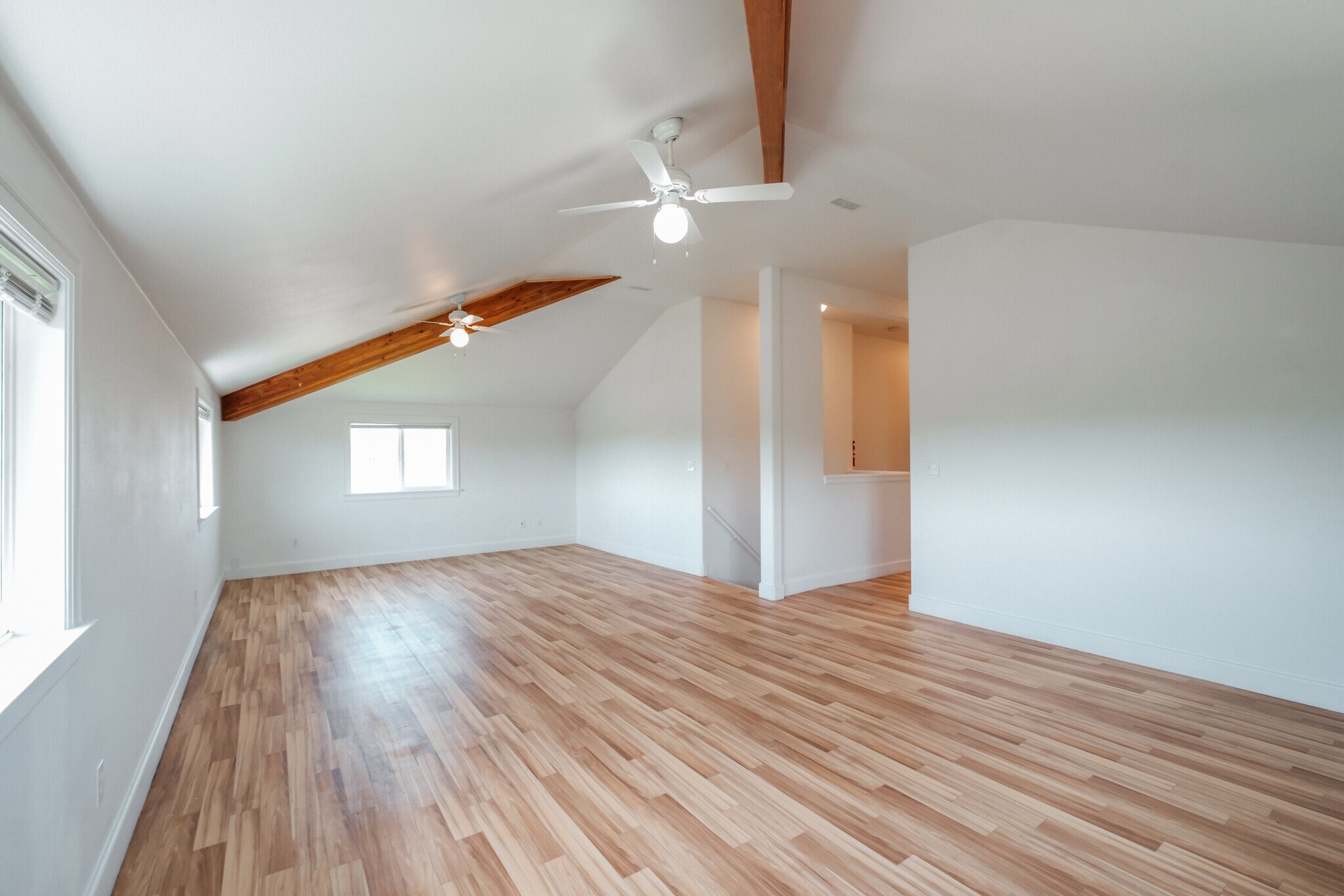 upstairs family/game room - 14607 Dominic Rd NE