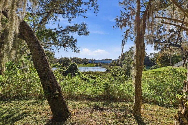 Building Photo - 2532 Grassy Point Dr