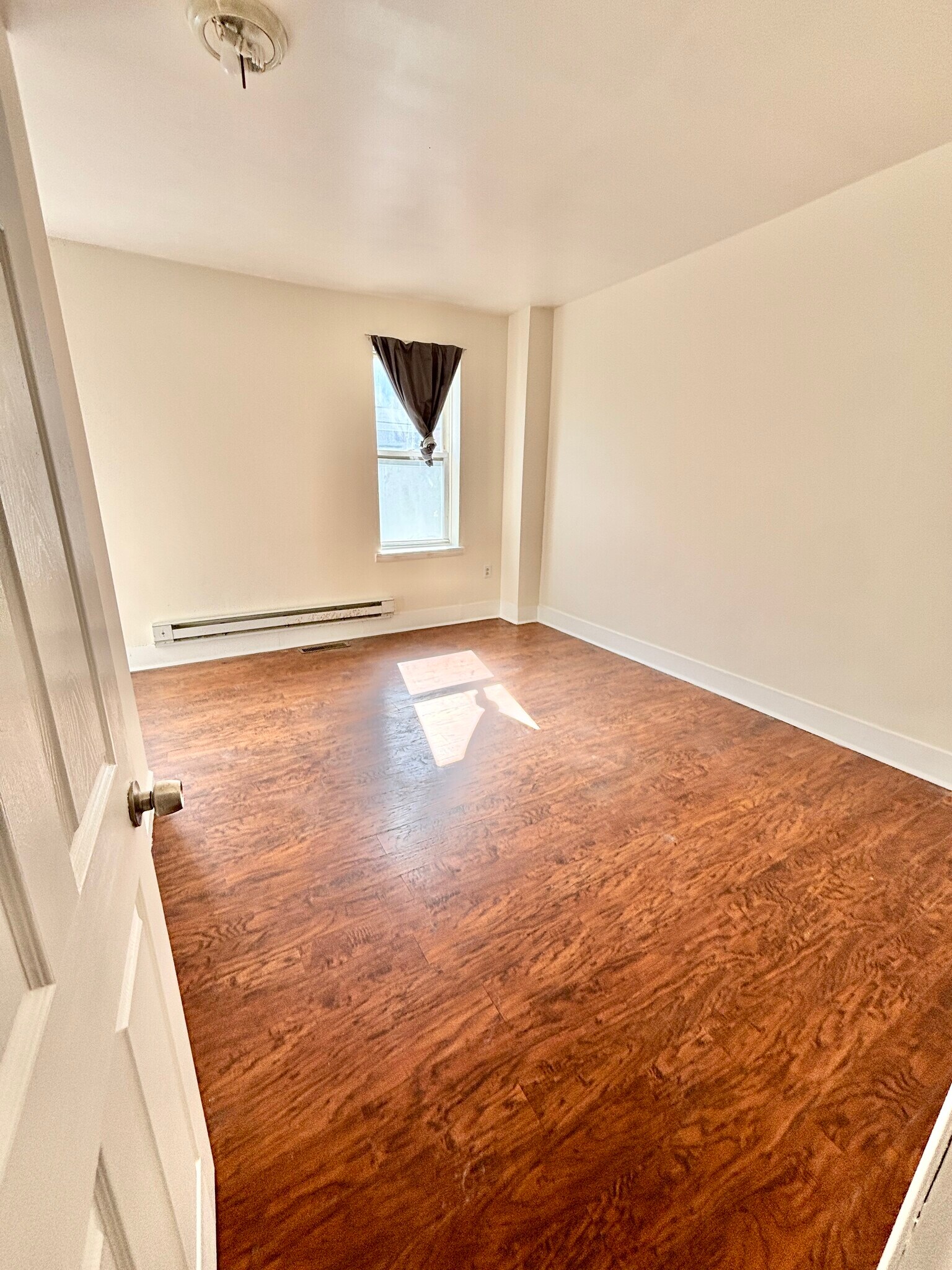 Building Photo - 1025 Mount Vernon St