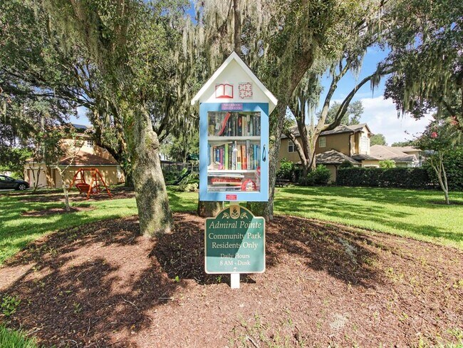 Building Photo - 687 Statenville Ct