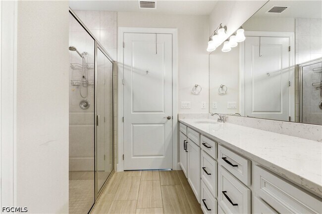 Building Photo - 17728 Silverspur Dr