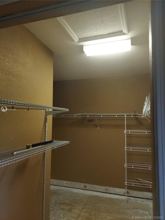 Building Photo - 7991 NW 44th Ct