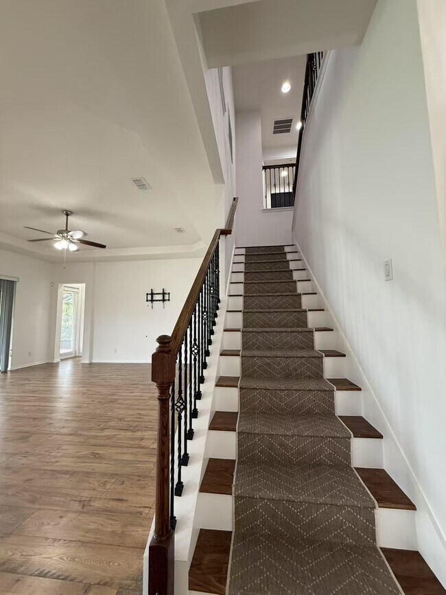 Building Photo - 1581 Canopy Pasture Dr
