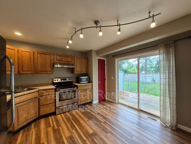 Building Photo - 6133 Prosperity Dr