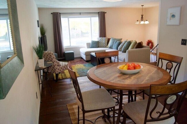Building Photo - Beautiful 3 bedroom home in West Lafayette!