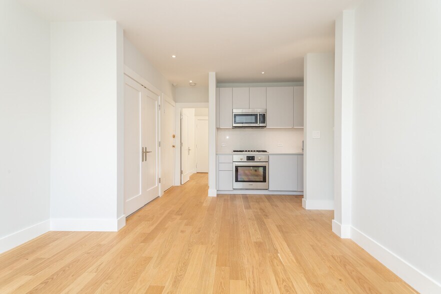 Building Photo - 4 Elko St