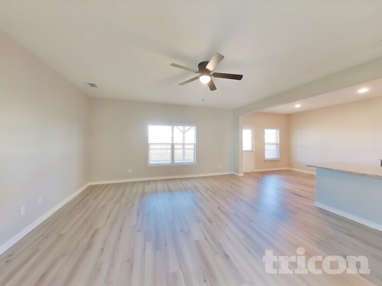 Building Photo - 3109 Chillingham Dr