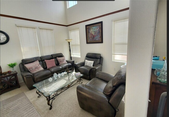 Building Photo - 42165 Calabria Dr