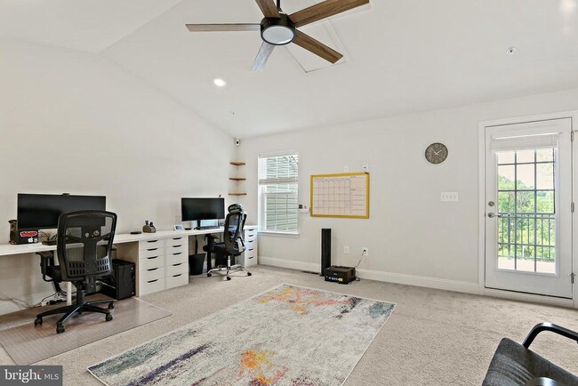 Building Photo - 8164 Trotters Chase