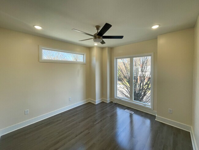 Building Photo - 516 New Bern Ave