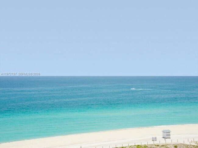 Building Photo - 5875 Collins Ave