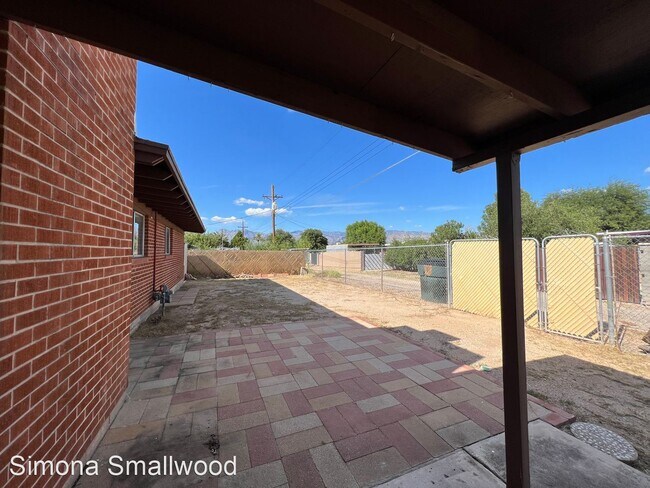 Building Photo - 4 br, 2 bath House - 101 S Evelyn Avenue