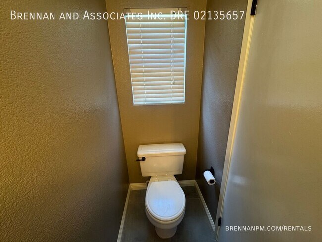 Building Photo - 1165 Latigo Cove