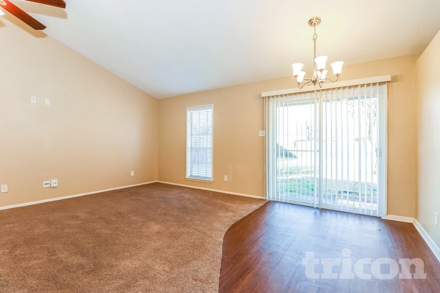 Building Photo - 817 Annapolis Dr