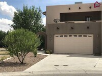 Building Photo - Large Duplex that backs to parks