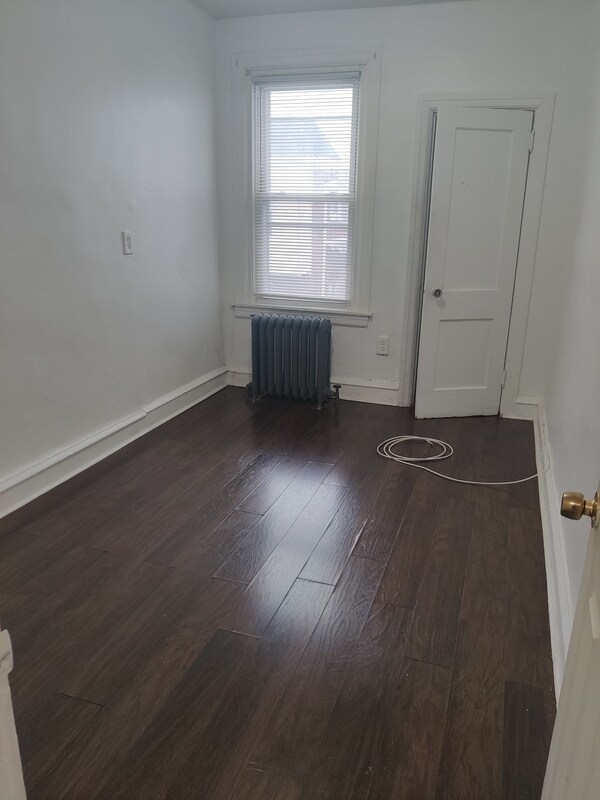 Building Photo - 1708 67th Ave