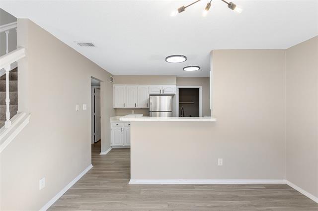 Building Photo - 2706 Bridge Lake Dr