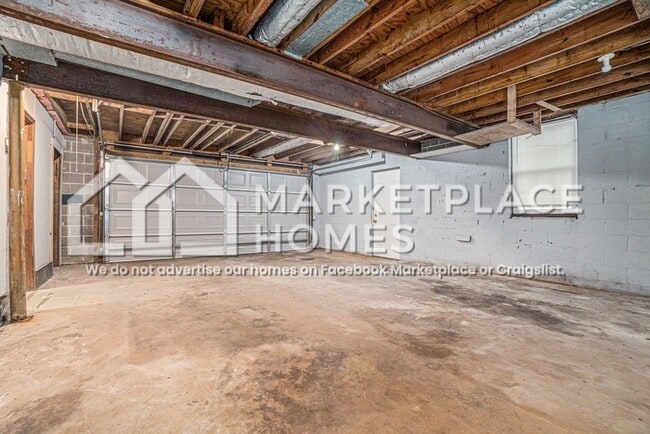 Building Photo - 3456 White Oak Ct