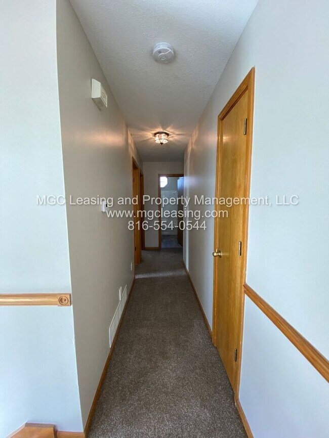 Building Photo - Charming Family Home in Greenwood’s Cheyen...