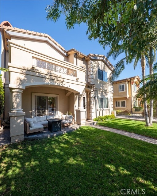 Building Photo - 2207 Warfield Ave