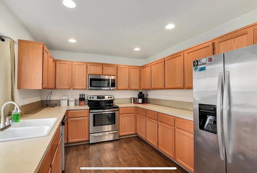 Building Photo - 1115 181st Street Ct E