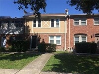 Building Photo - 300 Coral Ave