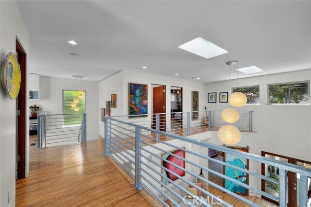 Building Photo - 330 Calle de Arboles