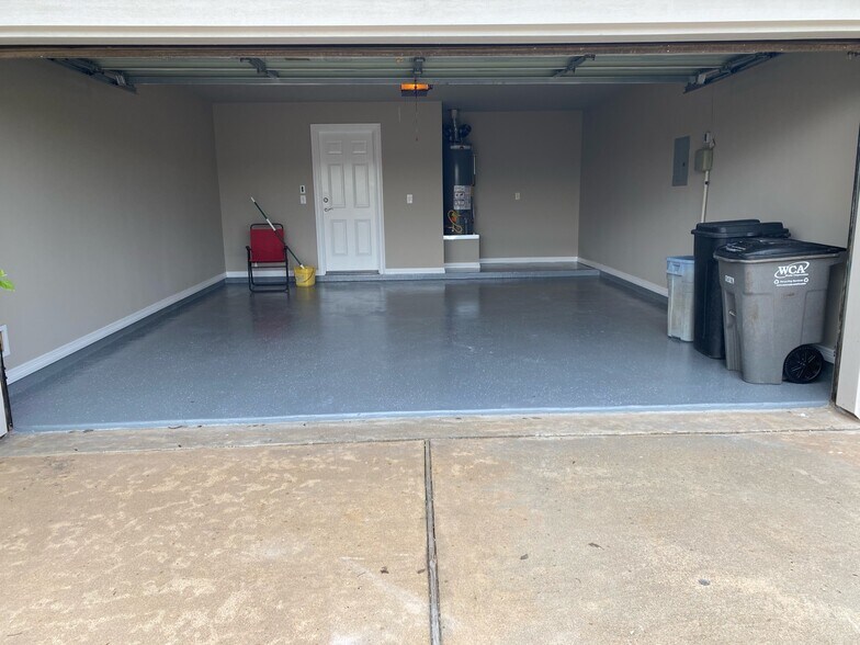 Building Photo - 19314 Colony Trail Ln