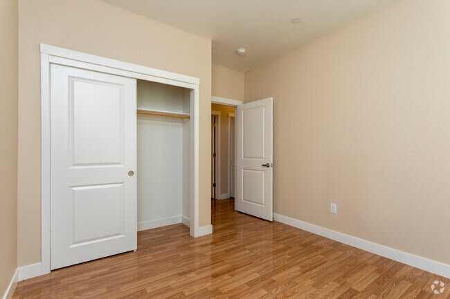 Interior Photo - Axis at Compass Pointe