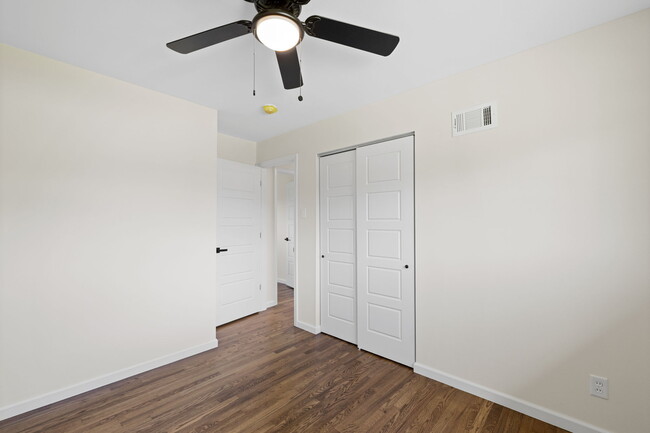 Building Photo - 7944 Lavington Dr