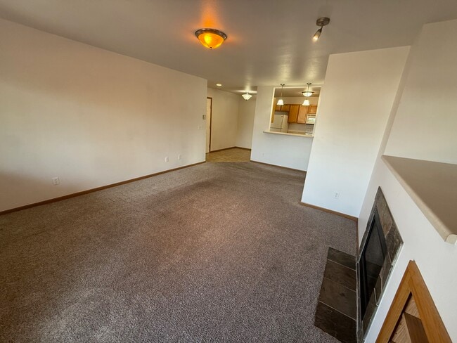 Building Photo - 3409 Fallon St