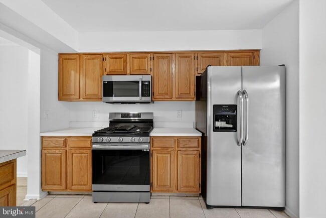 Building Photo - 1404 Wharton Rd