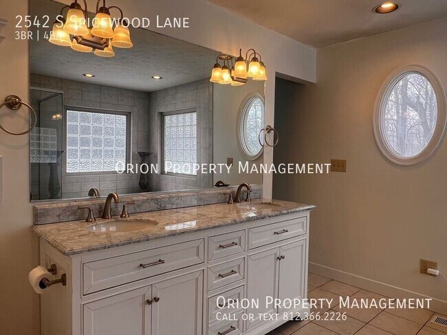Building Photo - 2542 S Spicewood Ln
