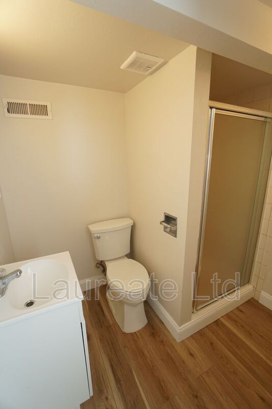 Building Photo - 3095 Elm St