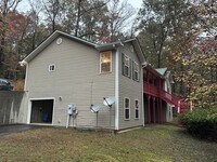 Building Photo - 600 Indian Trail