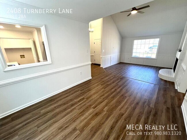 Building Photo - 2408 Turnberry Ln