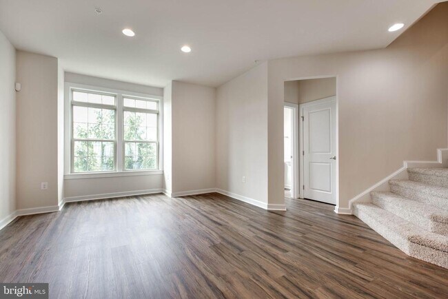 Building Photo - 7656 Telamon Wy