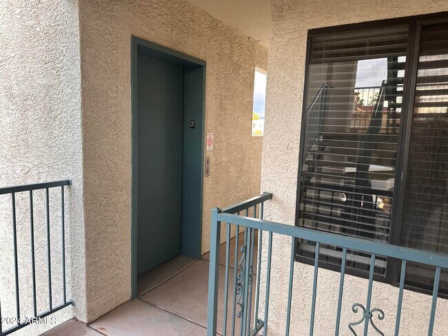 Building Photo - 16715 E El Lago Blvd