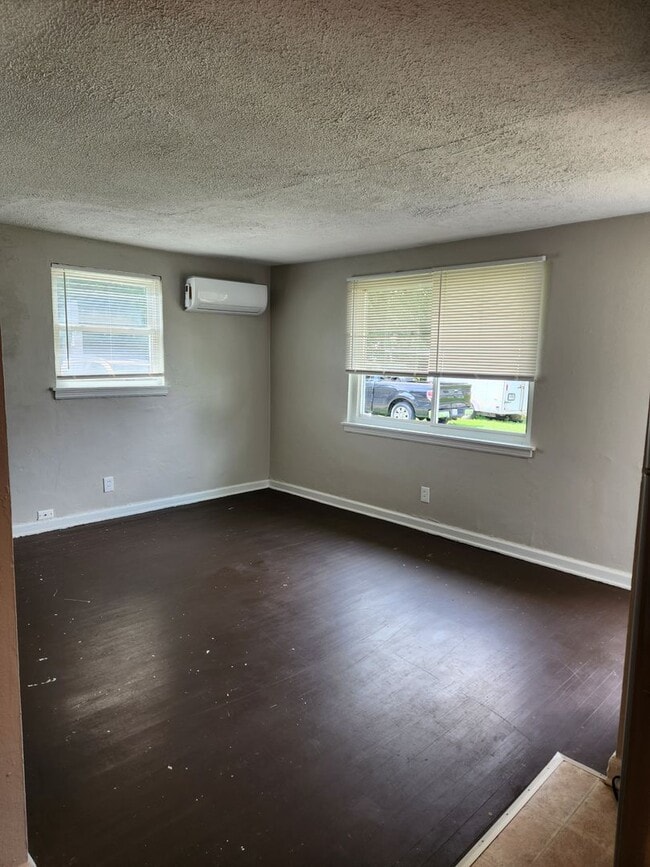 Building Photo - Cozy 1 bedroom