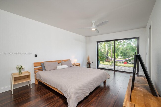 Building Photo - 511 SW 168th Ave