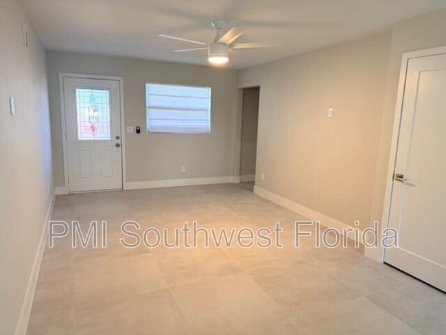 Building Photo - 5039 N Beach Rd