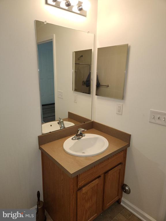 Building Photo - 1038 Lamberton St