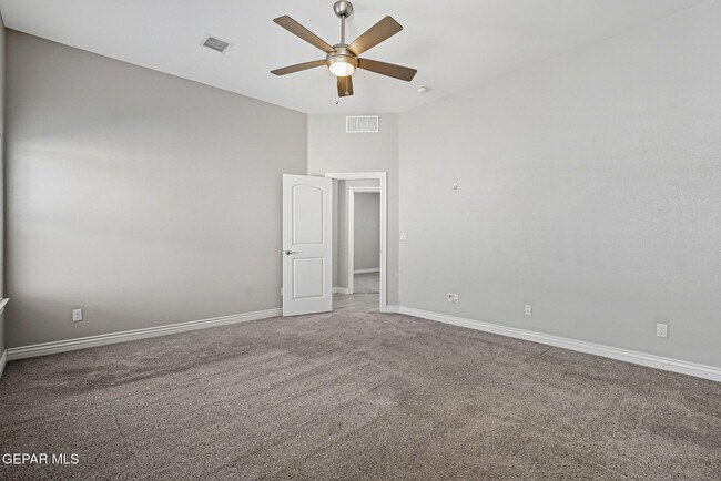 Building Photo - 3380 David Palacio Dr