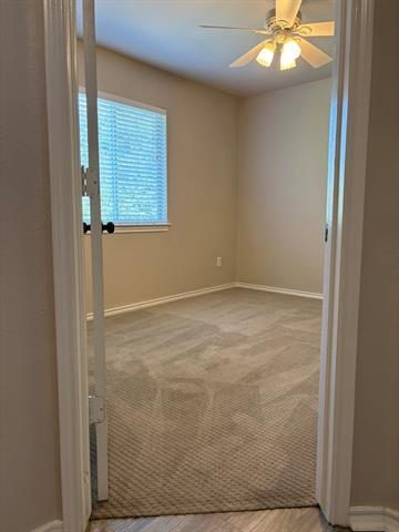 Building Photo - 2703 Mountain View Dr