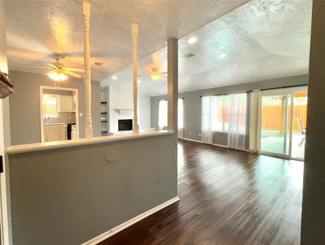 Building Photo - 1371 Stevenage Ln